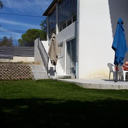 Apartment With Garden And Pool